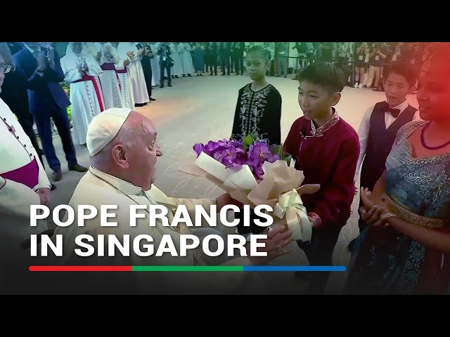 ⁣Pope Francis concludes Timor visit, arrives in Singapore