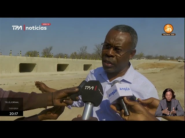 Cunene - Concuidas obras da ponte sobre o Rio Curoca