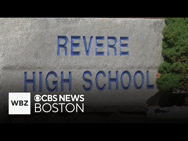 ⁣Teacher injured during fight at Revere High School