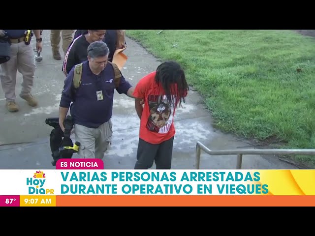 ⁣Tres mujeres y dos hombres arrestados durante operativo en Vieques