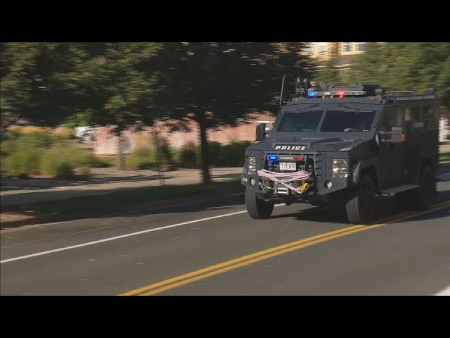 ⁣1 suspect arrested, 1 hostage rushed to hospital after shooting at Broomfield apartment complex