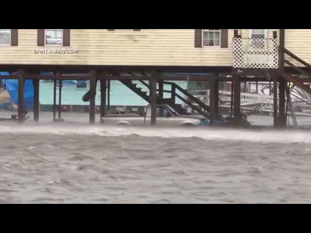 ⁣Francine wreaking havoc on Louisiana with damaging winds and punishing storm surge | Quickcast