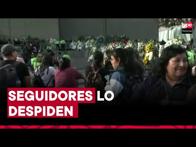 ⁣Alberto Fujimori: seguidores realizan largas filas para despedir a exmandatario