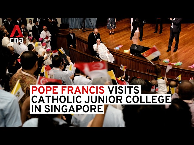 ⁣Pope Francis visits Catholic Junior College in Singapore, attends interfaith dialogue