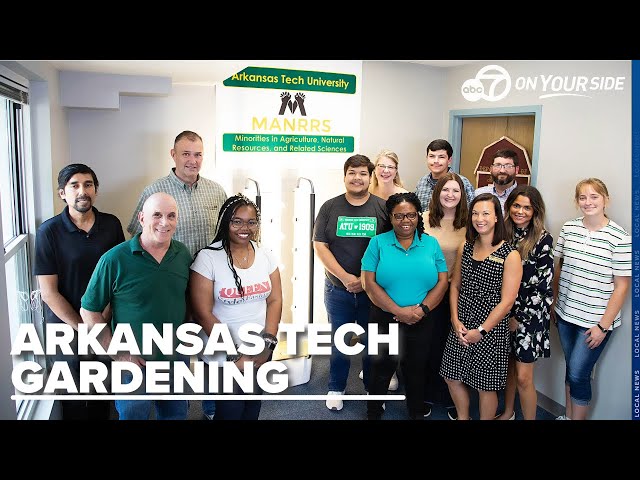 ⁣Gardyn teams up with Arkansas Tech to introduce AI-enhanced vegetable gardens