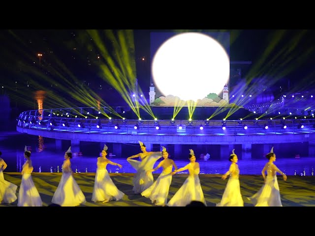 ⁣People from mainland, Taiwan join in Mid-Autumn celebration