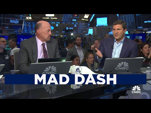 ⁣Cramer’s Mad Dash: Wells Fargo