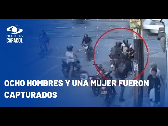 ⁣En Cali cayeron nueve motoladrones que quedaron grabados en video