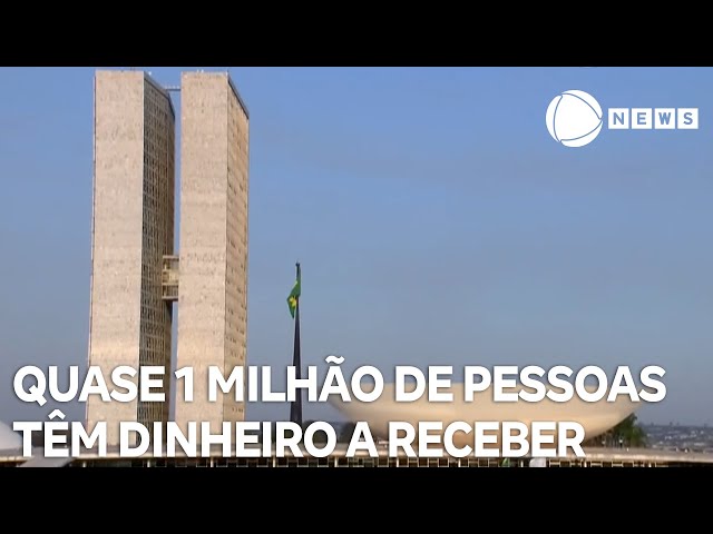 ⁣Quase 1 milhão de pessoas têm mais de mil reais a receber