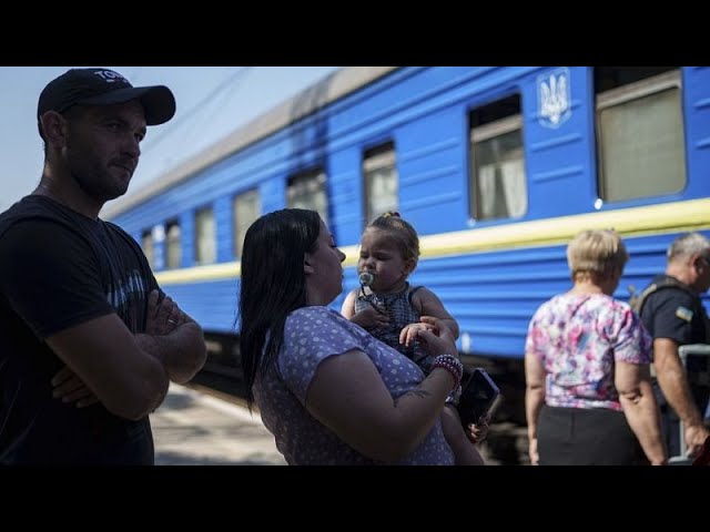 ⁣Ukraine : les évacuations se poursuivent à Pokrovsk