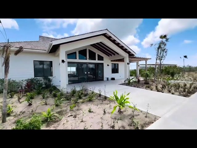 ⁣NEW INTERNATIONAL AIRPORT NAMED IN HONOUR OF TWO FORMER BARBUDA MPs