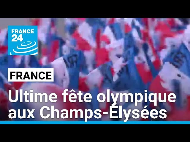 ⁣JO de Paris: une ultime fête sur les Champs-Elysées pour célébrer l'équipe de France