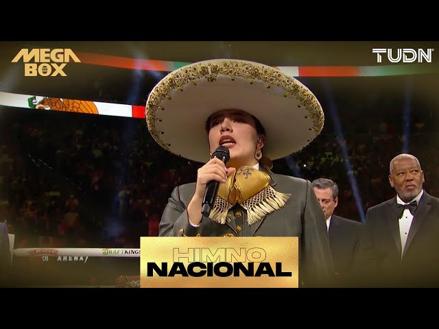 ⁣Camila Fernández entona el HIMNO MEXICANO | Canelo vs Berlanga | MEGA BOX TUDN