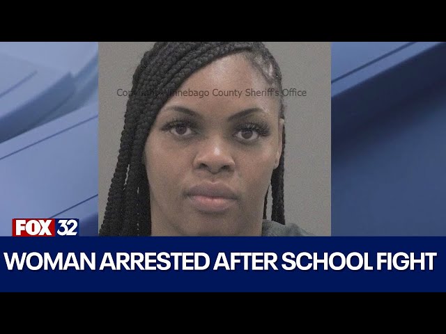 ⁣Rockford woman allegedly fights school staff member and drops cocaine, leading to arrest