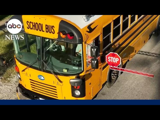 ⁣School districts across US work to keep students safe on the road