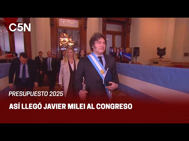 ⁣JAVIER MILEI al llegar al CONGRESO: "Hoy empezamos a ESCRIBIR la NUEVA HISTORIA ARGENTINA"