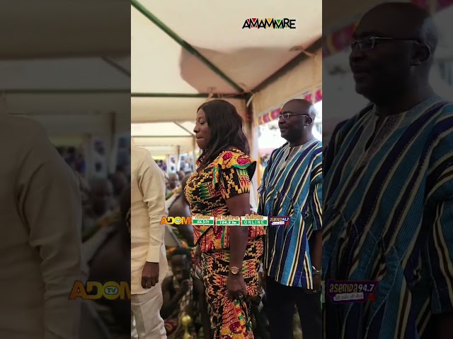 ⁣Vice President Mahamudu Bawumia exchanges warm greetings with Awulae Attibrukusu II#shorts#festival