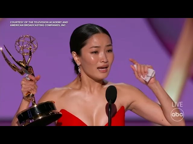 ⁣Anna Sawai becomes 1st woman of Asian descent to win Emmy for Lead Actress in Drama