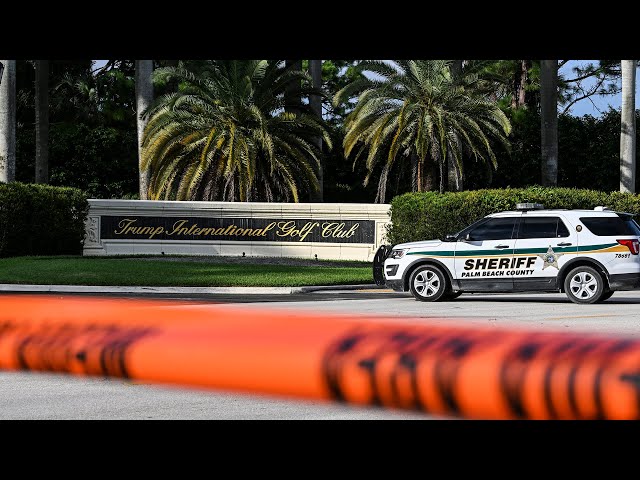 ⁣LIVE: Secret Service and FBI hold news conference on apparent Trump assassination attempt | NBC News