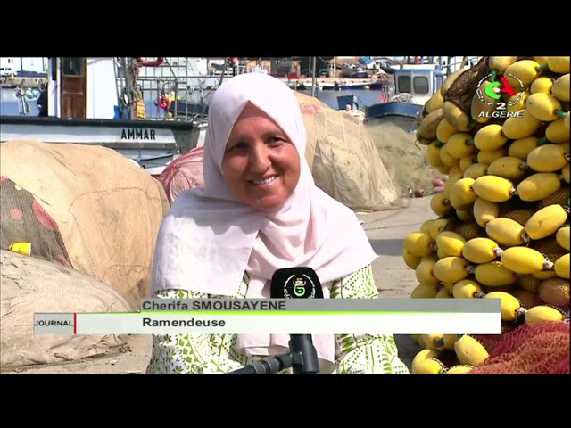 ⁣le métier de ramendeur , véritable cheville ouvrière chargée de réparer les filets de pêche