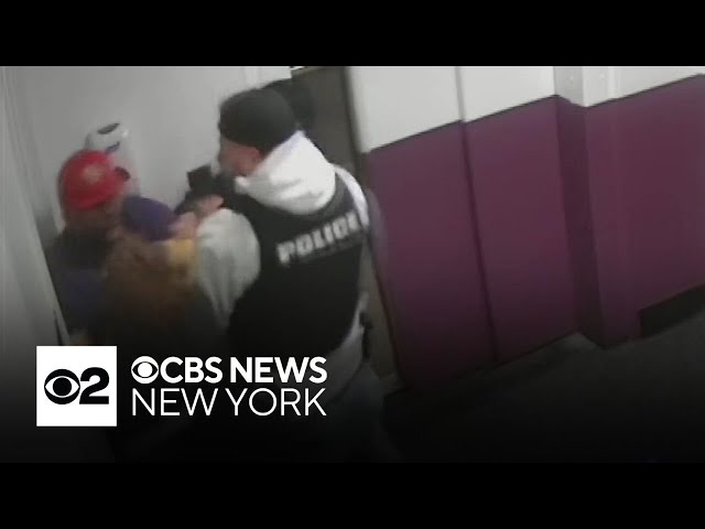 ⁣Exclusive video shows NYPD officers punching Brooklyn shelter worker