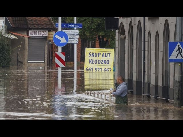 ⁣Polish PM calls for EU relief funding as thousands forced to evacuate