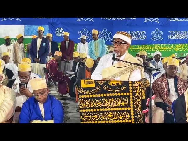 ⁣Célébration du Mawlid de la ville d’Ikoni | Al Comorya