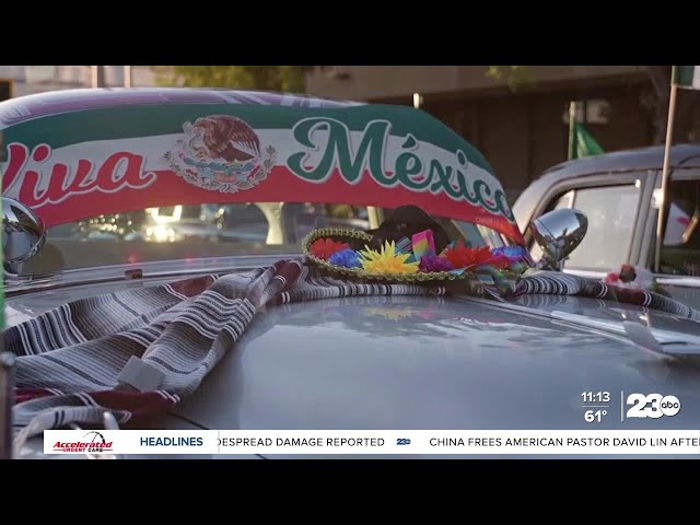 ⁣Viva Mexico! The community celebrates El Grito De Dolores