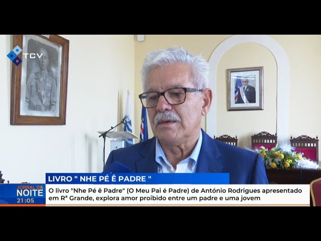 ⁣O livro "Nhe Pé ê Padre" (O Meu Pai é Padre) de António Rodrigues apresentado em Rª Grande