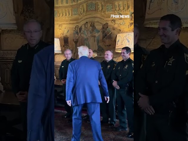 ⁣Trump meets with deputies who arrested would-be assassin