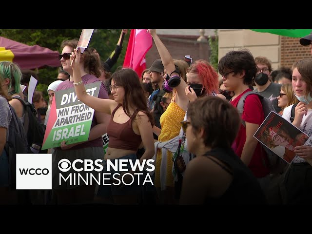 ⁣Pro-Palestinian protesters interrupt U of M president's inauguration