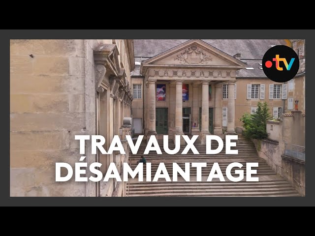 ⁣Travaux de désamiantage dans l'ancien Palais de justice de Poitiers