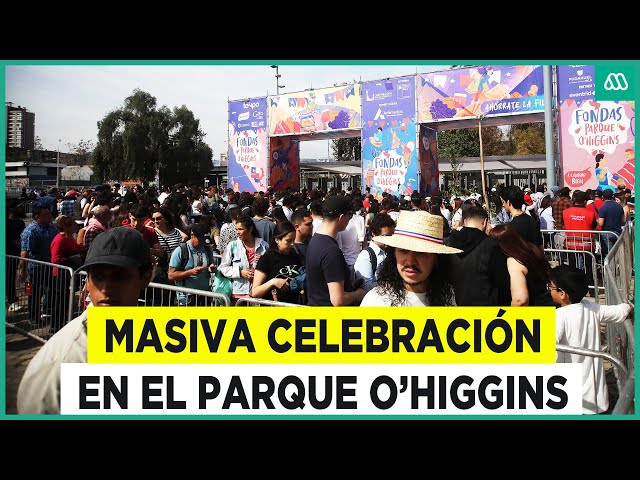 Entrada vale $10.000: Masiva asistencia en fondas del Parque O'Higgins