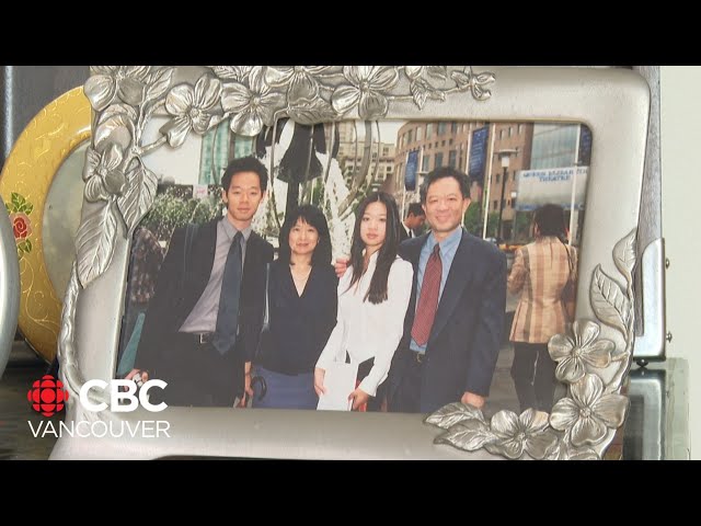 ⁣Family mourns death of relative in West Vancouver car crash