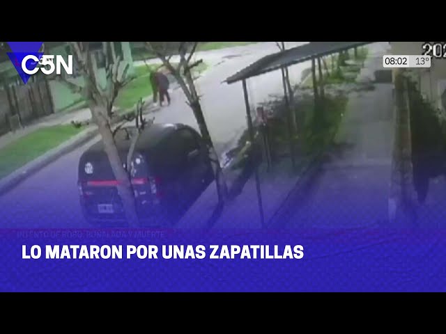 Lo MATARON por unas ZAPATILLAS