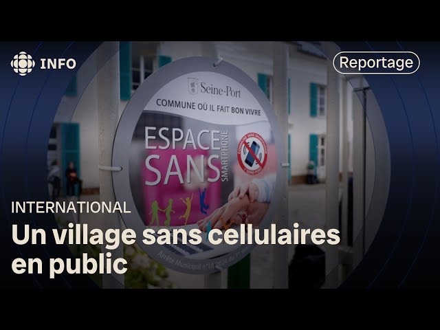 ⁣Pas de cellulaires en public dans ce village français