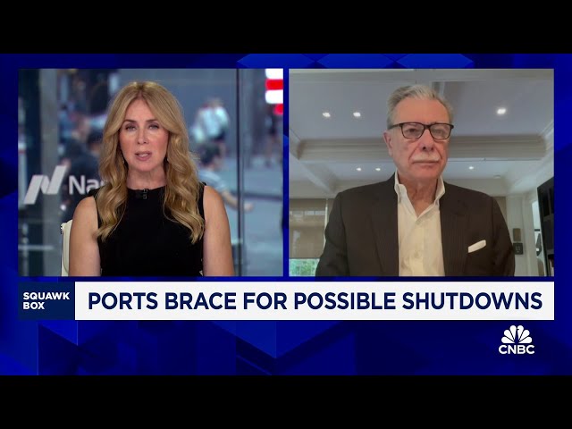 ⁣Fmr. Commerce Sec. Gutierrez on possible U.S. port strikes: Union is totally overplaying their hand