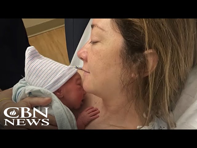 Woman Gives Birth After Receiving Uterus Transplant