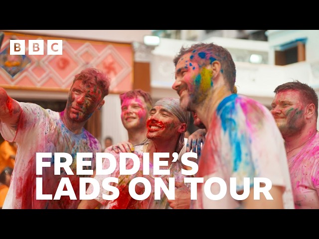 ⁣When Freddie Flintoff takes his cricket team on a tour of India - BBC