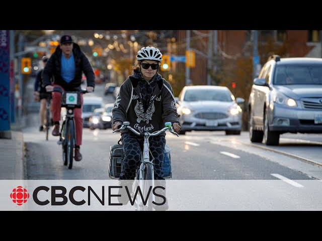 ⁣Ontario government eyes restricting bike lanes on city streets