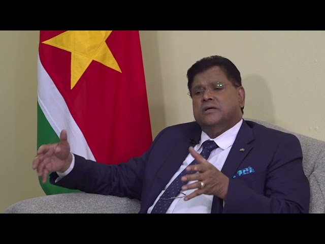 PRESIDENT SANTOKHI NEEMT DEEL AAN DE 79E ALGEMENE VERGADERING VAN DE VN IN NEW YORK