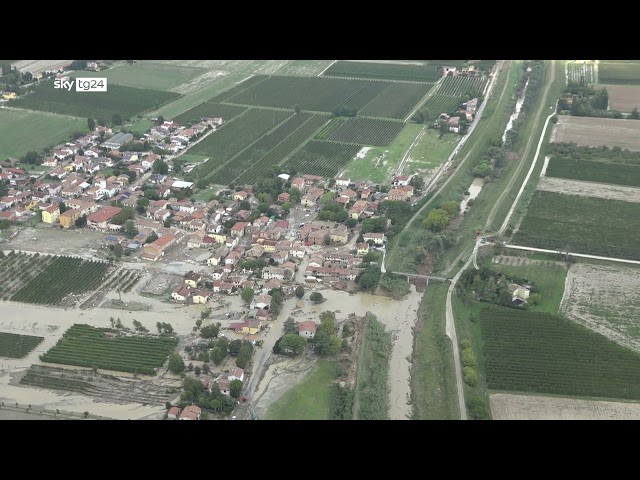 Alluvione Emilia Romagna, le immagini da elicottero GdF delle aree sott'acqua