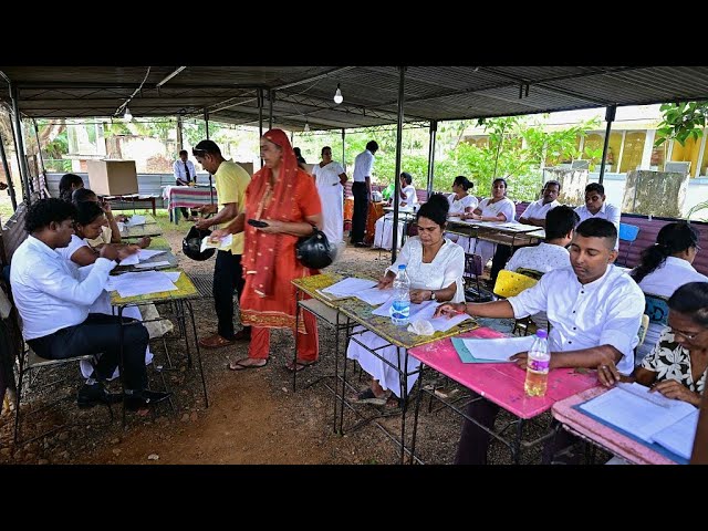 Les Sri Lankais ont voté samedi pour élire leur nouveau président