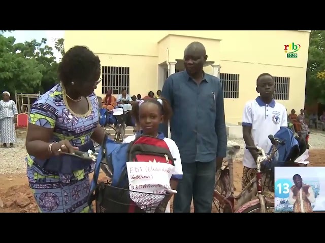 Education : célébration de l’excellence à l’école primaire dans la région du Centre