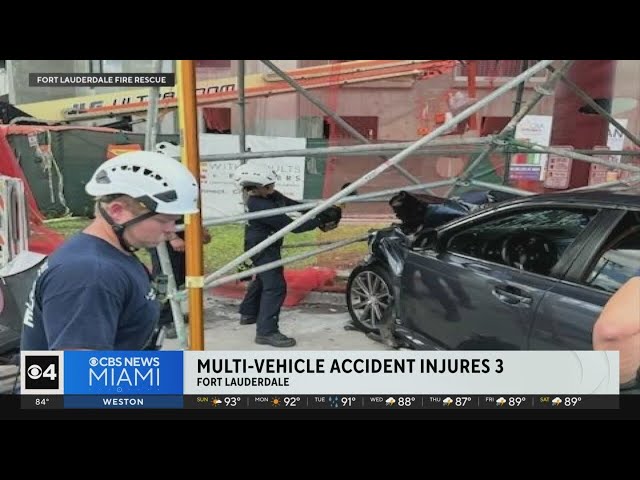 Multi-vehicle crash injures 3 in Fort Lauderdale