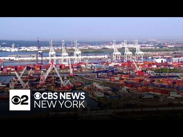 ⁣Potential port strike could mean big problems for U.S. supply chain