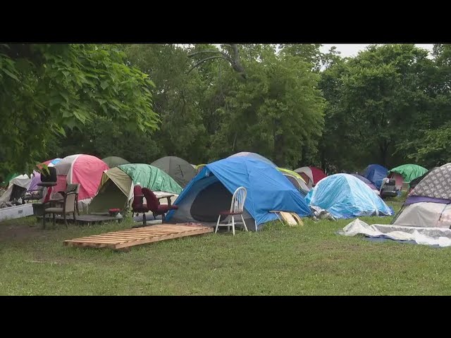 City of Dallas discusses creation of sanctioned homeless encampments