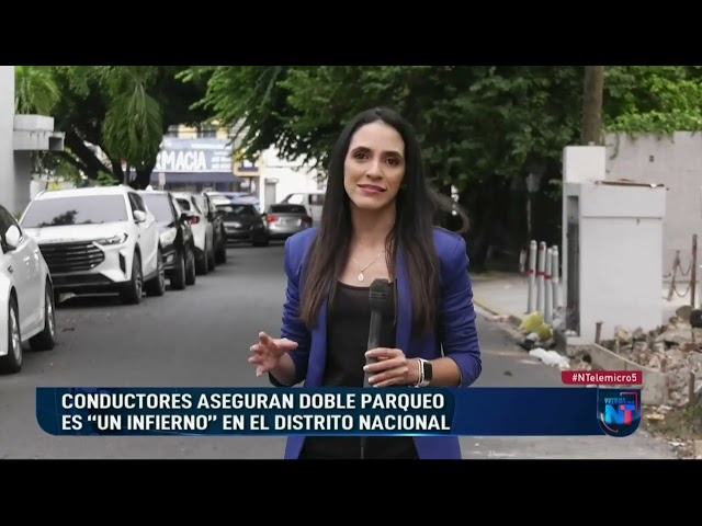 ⁣Conductores aseguran doble parqueo es un "infierno" en el DN