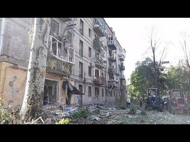 Russia strikes Zaporizhzhia again, killing one and wounding six