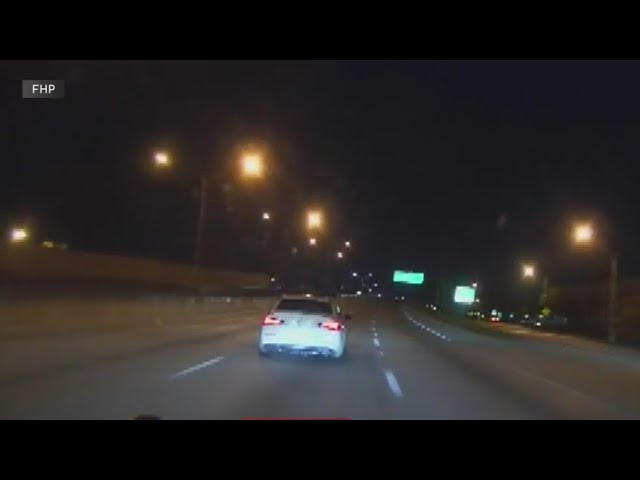 ⁣Caught on camera: FHP high speed pursuit of reckless driver on I-95